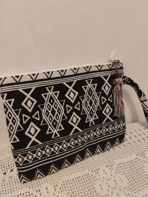 Fabric clutch bag like new, 27x21 cm