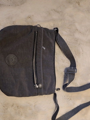 Kipling crossbody bag blue almost unused