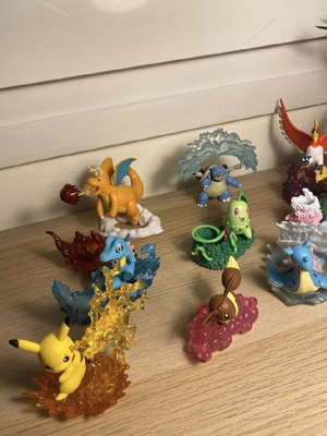 Pokemon Crystal Figures complete pack like new, 11 rare Japan exclusives