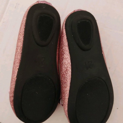 Baby shoes like new with glitter