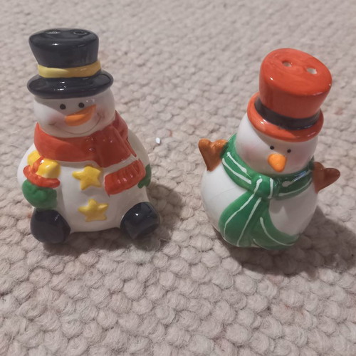 Christmas salt and pepper shakers set new