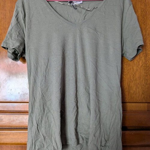 Pink Woman women's t-shirt XXL new, green