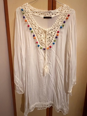 Prince Oliver boho dress like new, white with crochet and pom poms