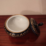Decorative jar used, antique
