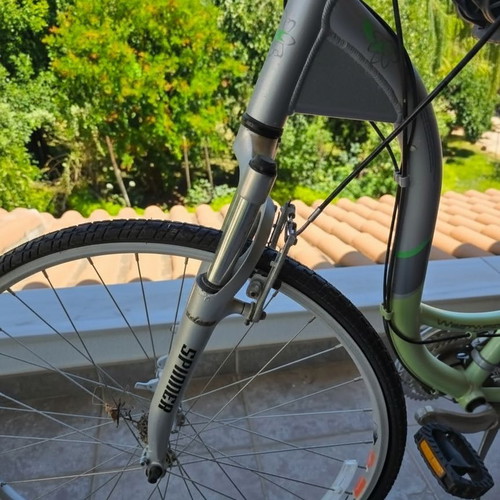 KHS Westwood Ladies city bike like new, 700c wheels, 21-speed Shimano