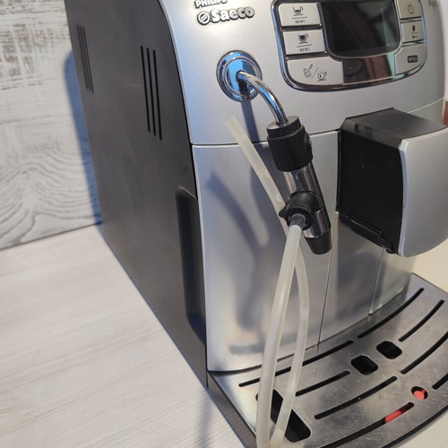 Saeco Intelia automatic espresso machine with cappuccino milk system