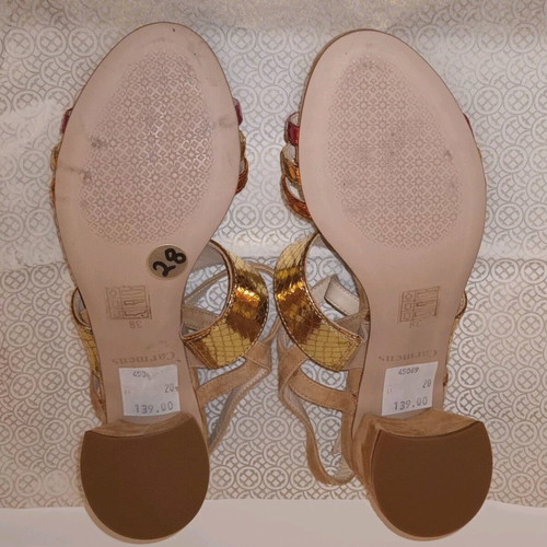 Carmens women's sandals new, size 38, brown multicolor