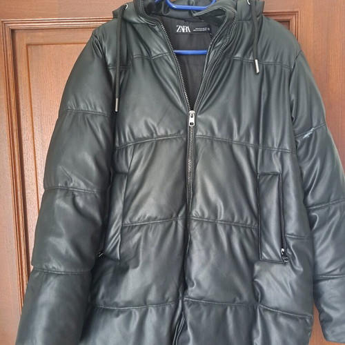 Zara jacket with leather look like new, size Medium