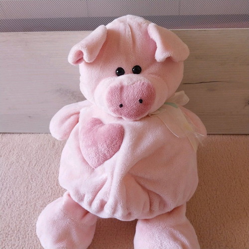 Plush piglet like new in pink color