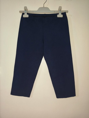 Capri leggings navy blue like new, elastic fit small