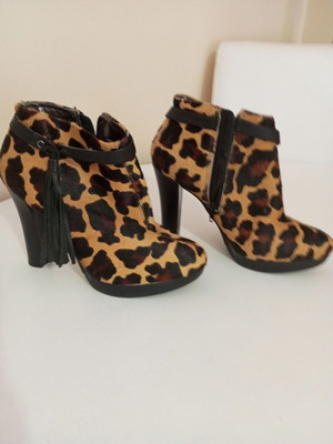 Booties used, size 38, leopard print