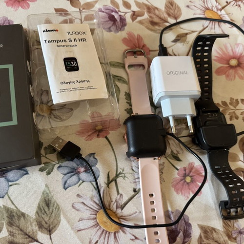 TurboX Smartwatch Tempus S II HR pair like new, pink and black