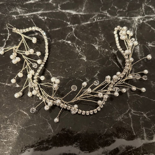 Bridal Hair Ornament silver with rhinestones like new