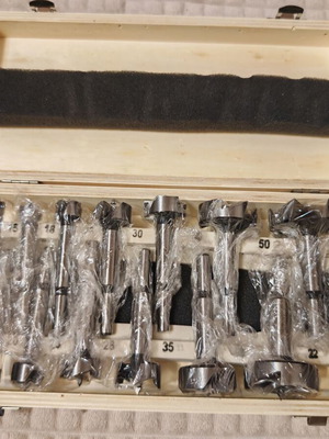 Forstner drill bit set 10–50 mm, 15 pieces with wooden case