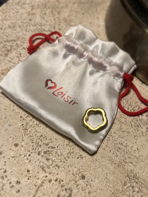 Loisir Charm Pendant used, gold with green stones