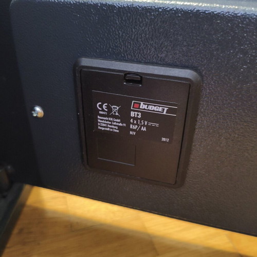 Budget Safe with Electronic Code and Key like new