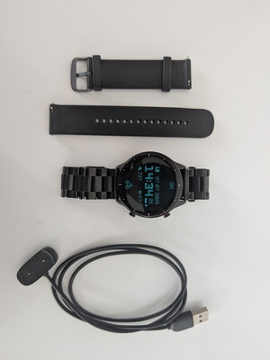 Amazfit GTR 2 smartwatch like new with charger and extra straps