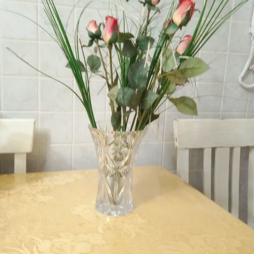 Crystal round vase new