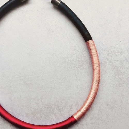 Statement necklace with satin thread in black, pink and red