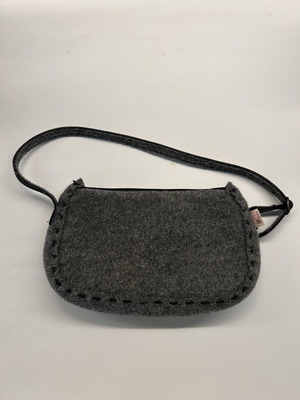 Small felt bag like new, gray, with zipper