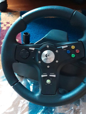 Logitech racing wheel unused for Microsoft