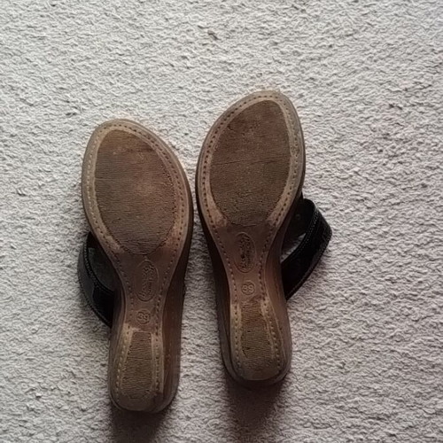 Boxer soft platform slippers size 39, heel height 5cm, like new
