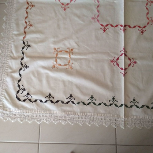 Handmade embroidered tablecloth new with lace and geometric patterns