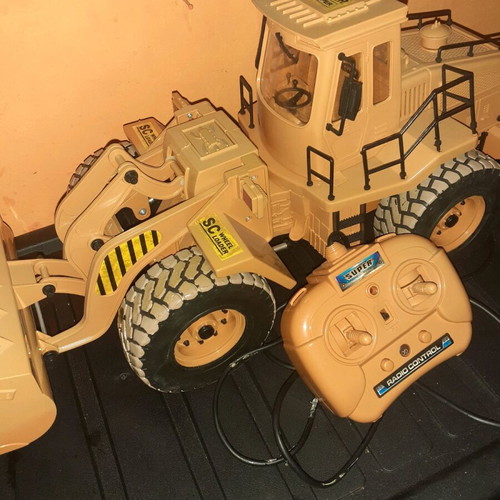 Bulldozer new with remote control