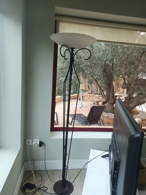 Floor lamp like new, dark brown solid iron with dimmer