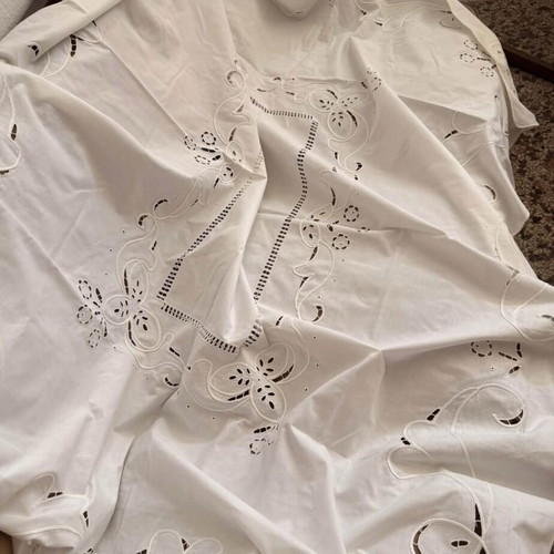 White tablecloth, vintage, 170x135 cm