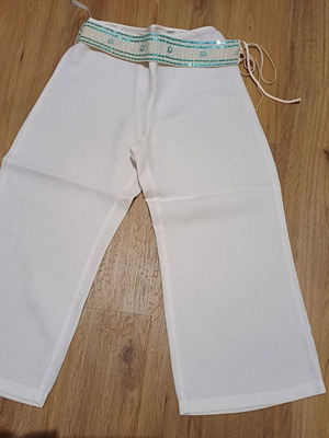 Λινή παντελόνα Marks & Spencer μεταχειρισμένη, λευκή με ζώνη με πούλιες, μέγεθος S
