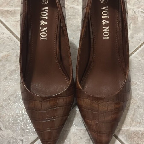 Heels size 36, new, brown