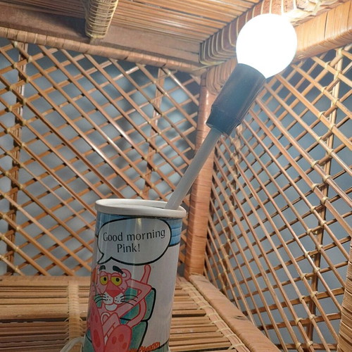 Vintage table lamp like new with the Pink Panther