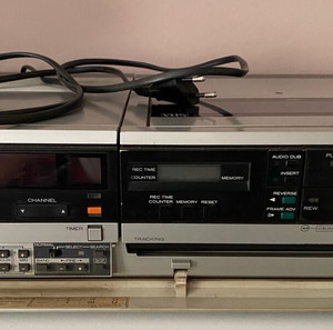Hitachi Vt-7e