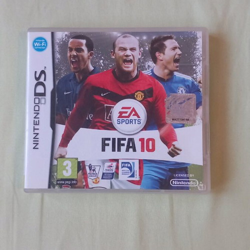 Fifa 10 for Nintendo DS with damaged case
