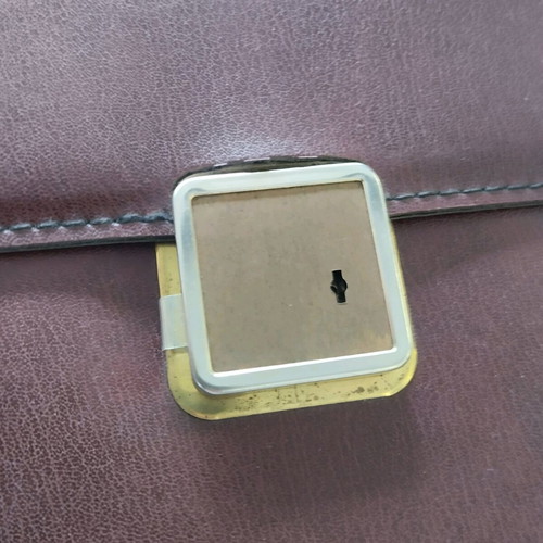 Vintage briefcase with slides like new, brown leatherette hard cover