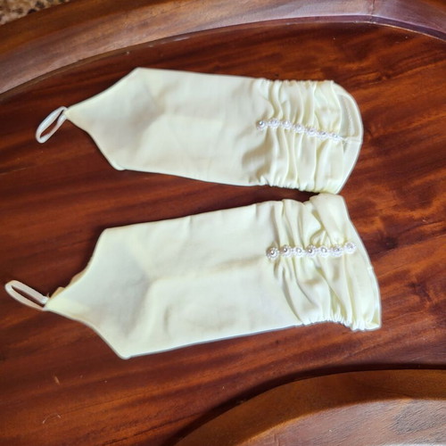 Bridal gloves new