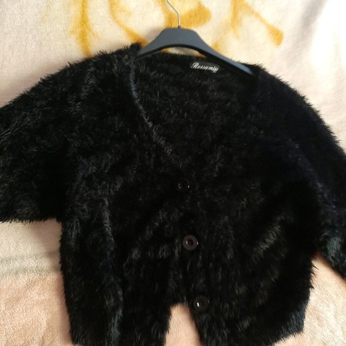Fuzzy cardigan size M-L like new, black