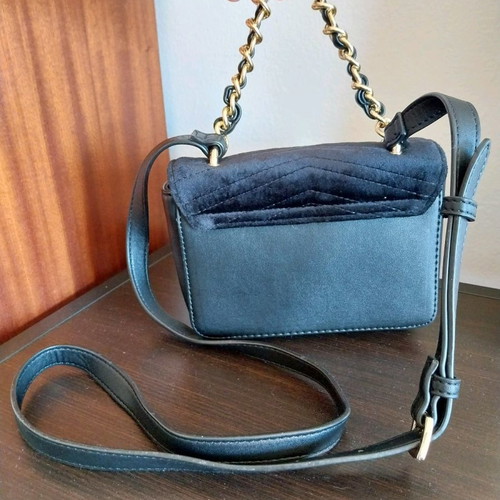 Carpisa evening bag new with zipper and card slots