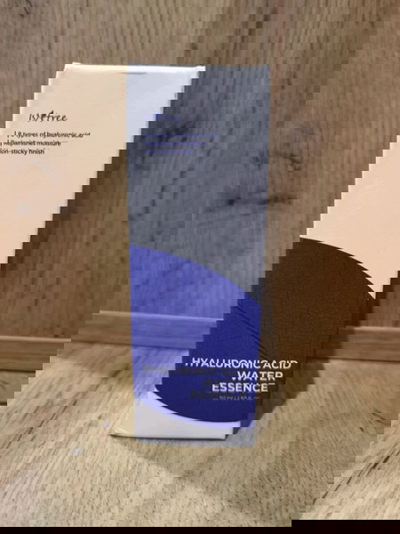 Isntree Υαλουρονικό Οξύ Νερό Τονωτικό