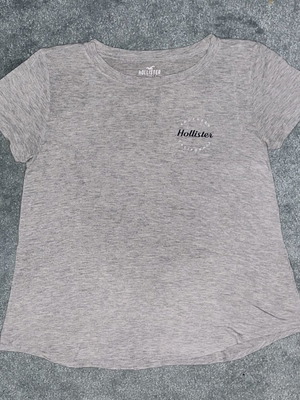 Hollister California women grey T-shirt size Small like new