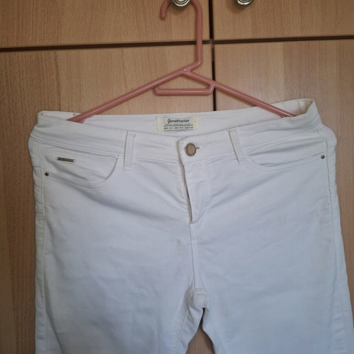 Stradivarius white elastic pants like new, size L