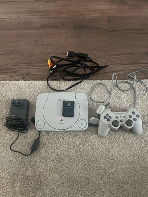 Sony PlayStation 1 Slim used with all cables and controller