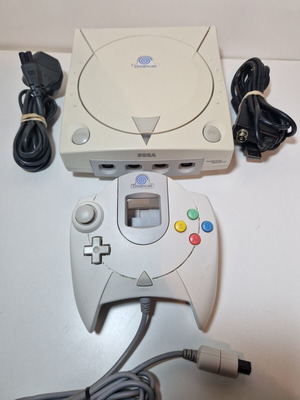 Sega Dreamcast κονσόλα σαν καινούργιο, πλήρες και απόλυτα λειτουργικό