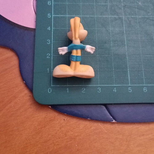 Lola Bunny miniature figure from Looney Tunes like new, PVC