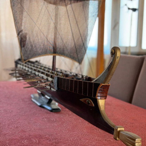 Wooden Greek Trireme Antique like new
