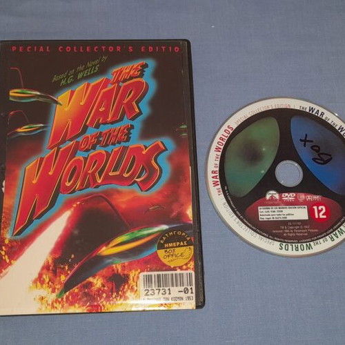War of the Worlds DVD used, science fiction with subtitles