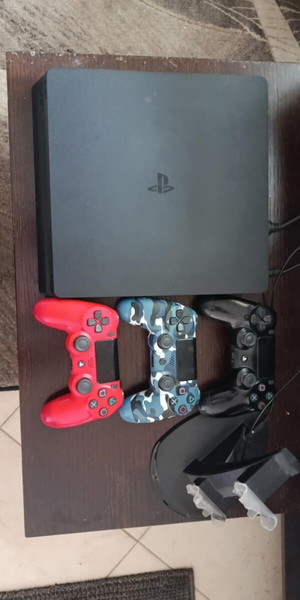 PS4 Slim Playstation 4 slim 1tb