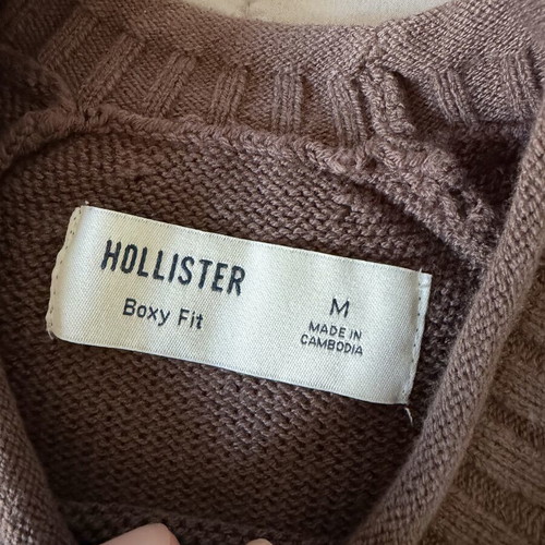 Hollister chocolate sweat medium, like new, boxy fit