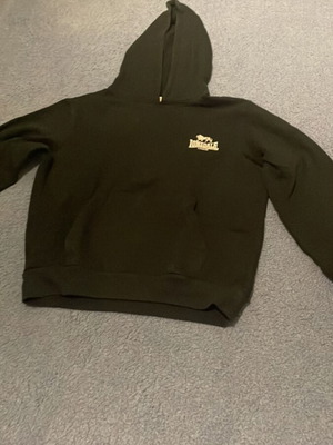 Lonsdale sweatshirt set like new, size 1.52 medium kids, black and white